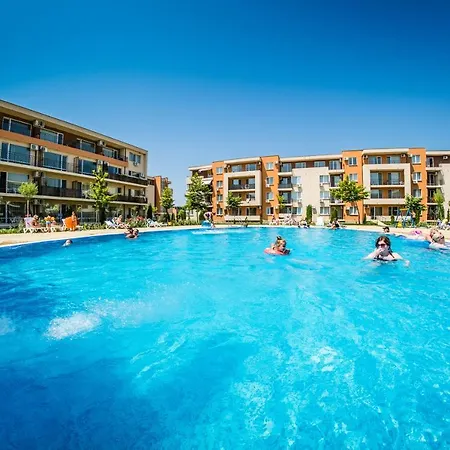 Waterpark ساني بيتش